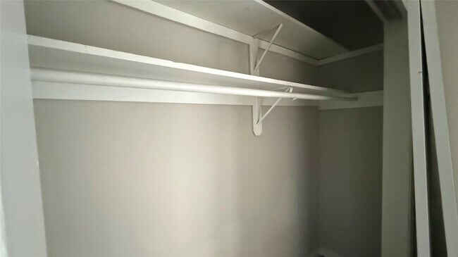 Foto del edificio - 1660 Richmond Ave.