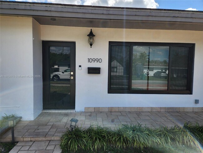 Foto del edificio - 10990 SW 57th St