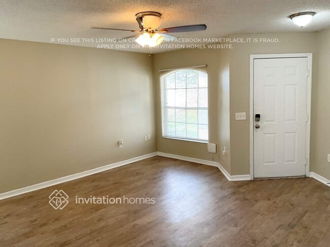 Foto del edificio - 336 Royal Ridge Dr