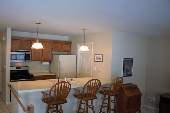 Kitchen - 510 Geneva National Ave N