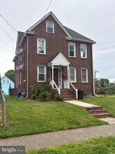 Building Photo - 201 Lincoln Ave