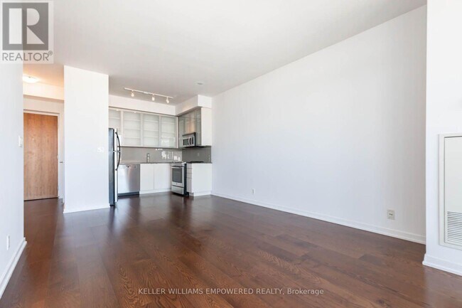 Building Photo - 33 Lombard St
