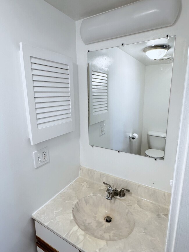 Foto del edificio - 304 N 8th St