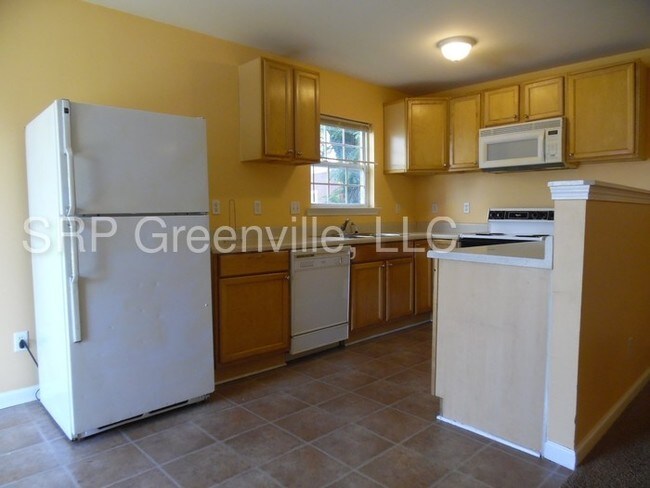 Building Photo - Downtown GVL 3bed 2bath Town Home