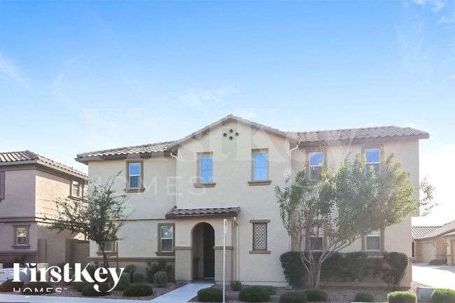 Building Photo - 5115 E Greenway St