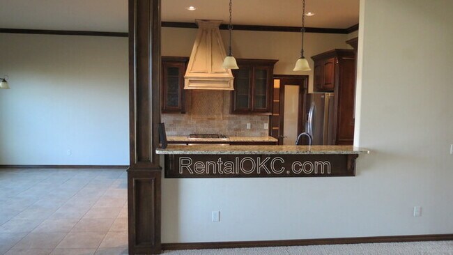 Building Photo - Beautiful Home in Rock Creek Community