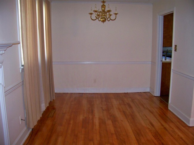 Building Photo - 700 3rd Ave