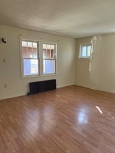 Building Photo - 341 Strouse Ave