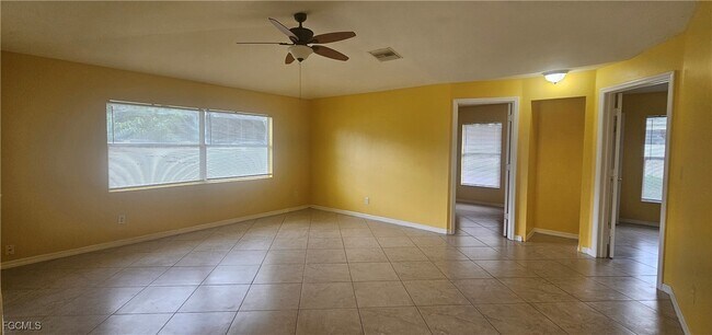 Foto del edificio - 4722 30th St SW