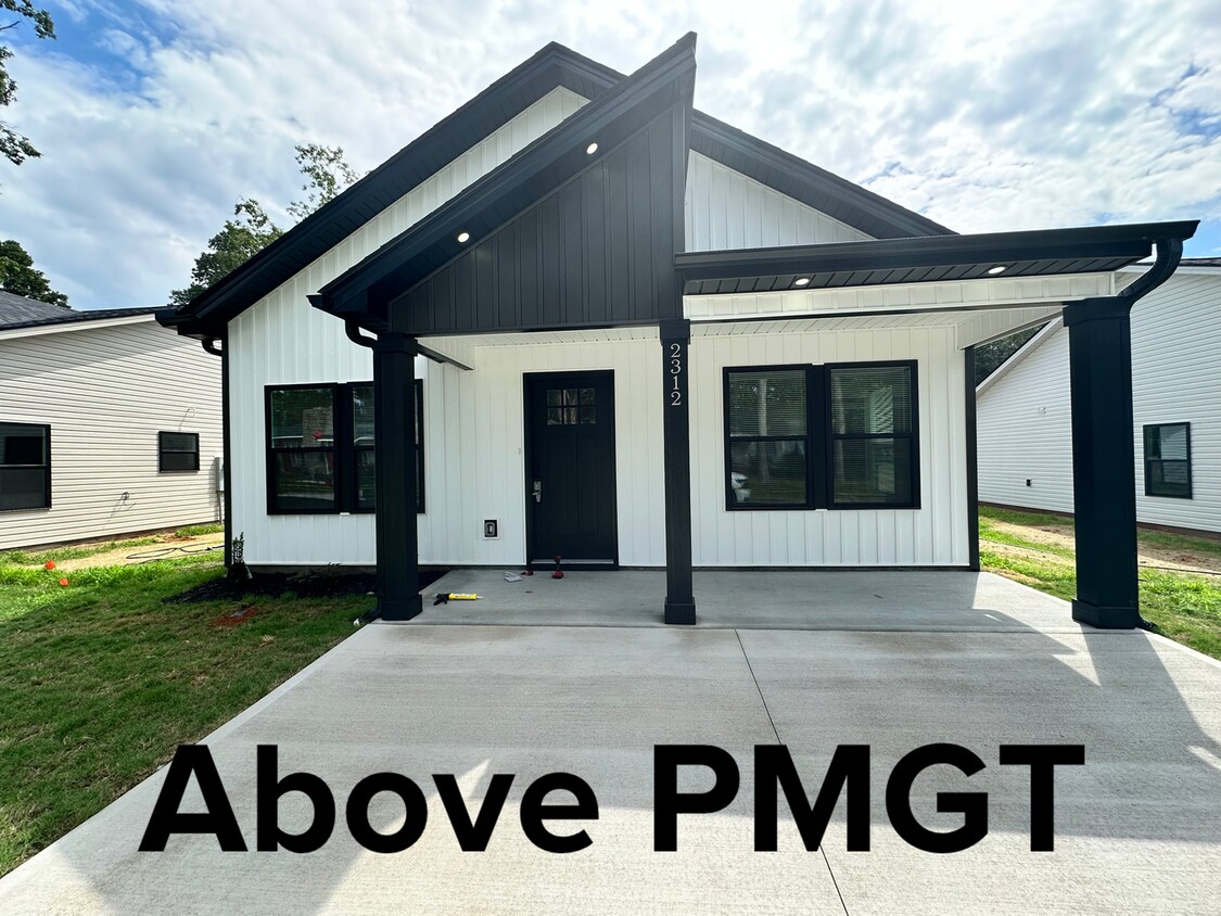 Foto principal - Brand new 3 bedroom house