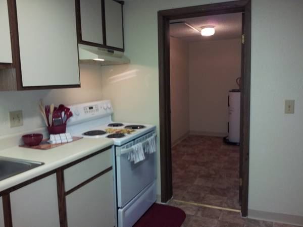 Building Photo - 18933 Quercus Dr