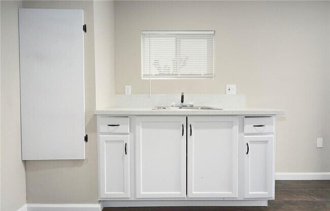 Foto del edificio - AVAILABLE NOW! LOVELY Remodeled 2 Bedroom / 1 Bath ADU in Yucca Valley! MOVE IN SPECIAL! 50% OFF ...