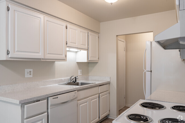 2BR, 1BA - Taft - 1,000SF - Eagles Landing of Washington