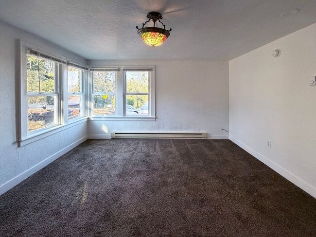 Foto del edificio - 3511 Willamette St