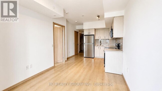 Photo du bâtiment - 3429 Sheppard Ave E