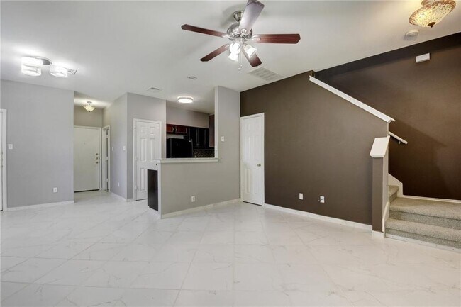 Building Photo - 908 Sebastian Bend