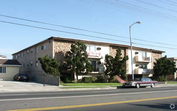 Foto del edificio - 12019 Vanowen St