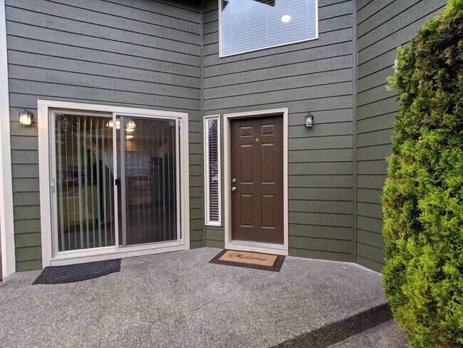 Foto del edificio - 7222 63rd St Ct W