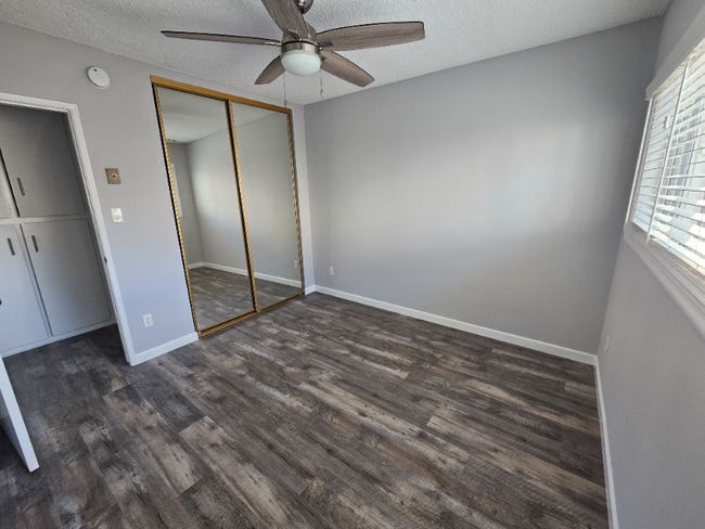 Building Photo - 740 W Paseo Del Mar