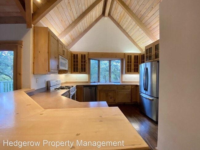 Building Photo - 2 br, 1 bath House - 3233 Dry Creek Road