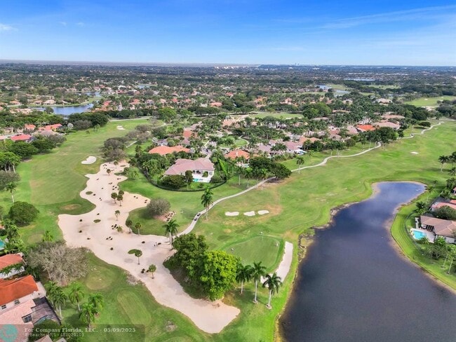 Foto del edificio - 2587 Jardin Ct