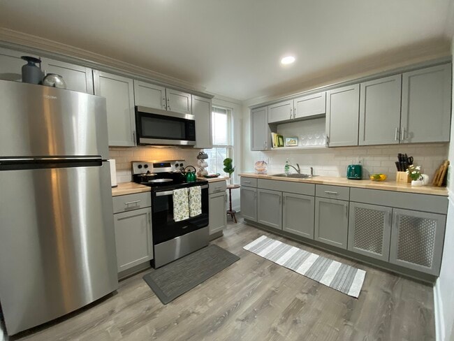 Fully Renovated Kitchen - 52 Pomeroy Ave