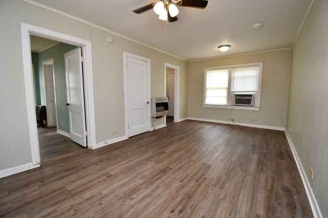 Foto del edificio - Walking Distance to LA Tech!