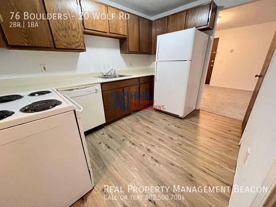 76 Boulders-20 Wolf Rd - 76 Boulders-