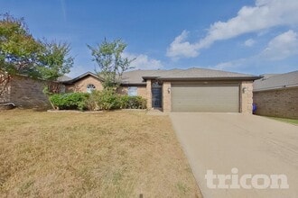 Building Photo - 1700 Merritt Dr