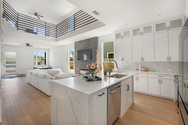 Foto del edificio - 415 Avenue L