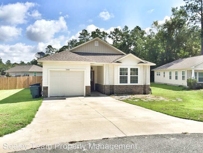 Building Photo - 1330 Tuscaloosa Ter