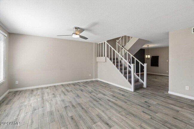 Foto del edificio - 5024 N Granite Reef Rd