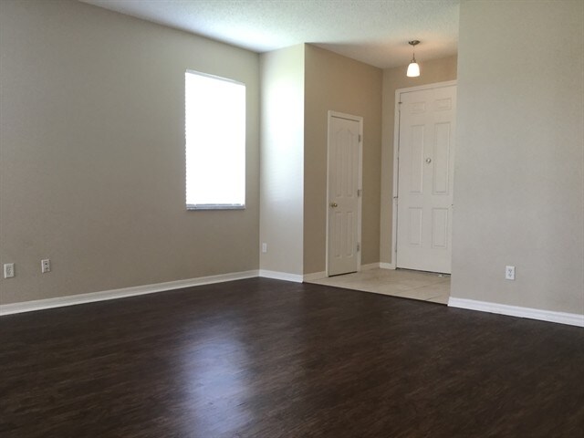 Foto del edificio - 4542 Gallberry Ct