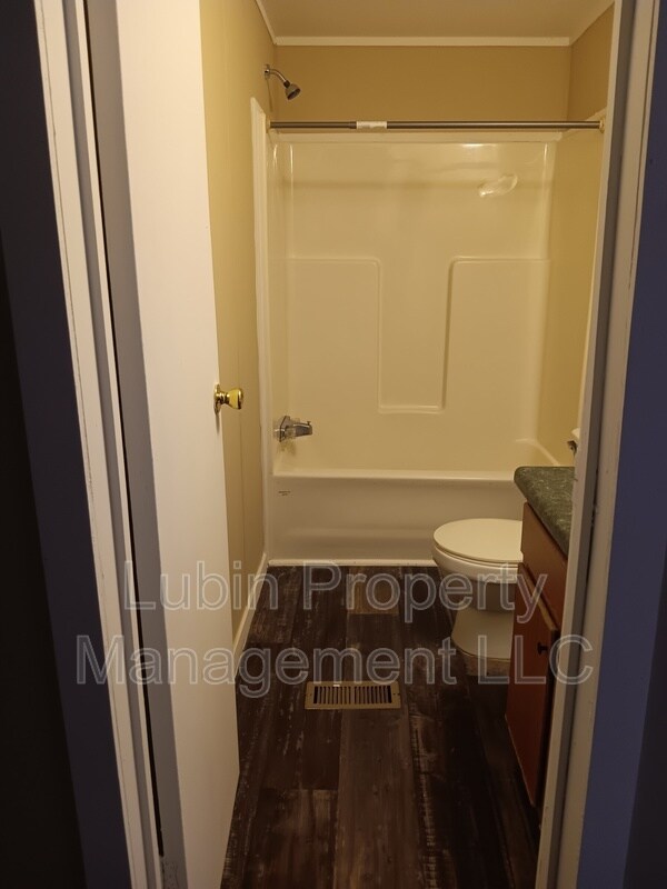 Building Photo - 26 Reau Cove