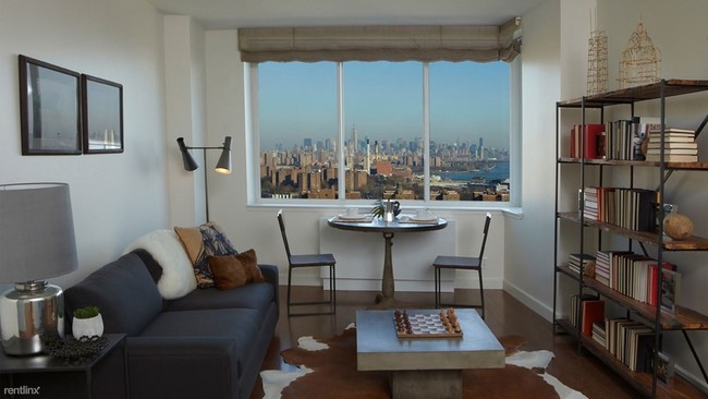 Foto del edificio - 80 DeKalb Ave