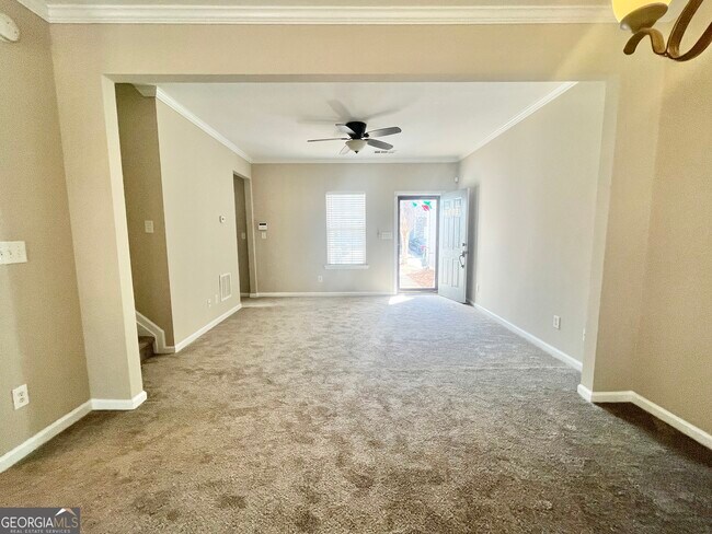 Building Photo - 4713 Autumn Rose Trail