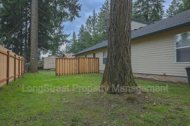 Building Photo - 434 NE 176th Ave