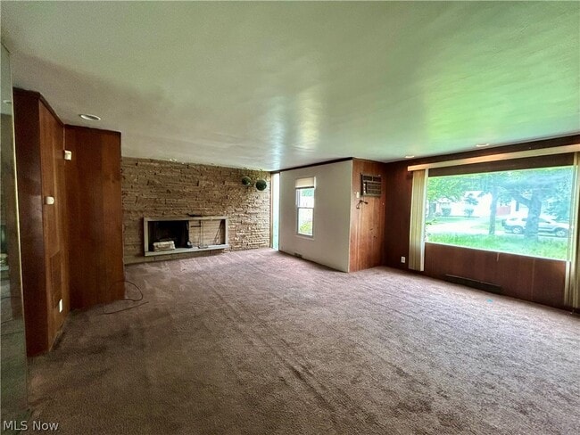 Building Photo - 2532 Greenvale Rd