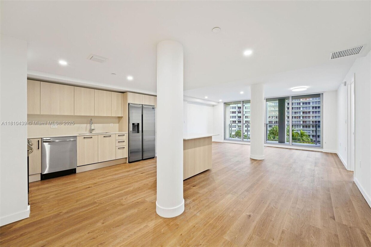Foto principal - 1500 Bay Rd