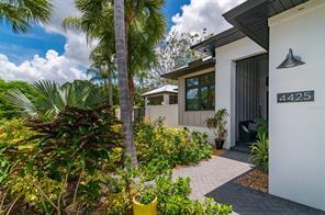 Building Photo - 4425 Lords Dr