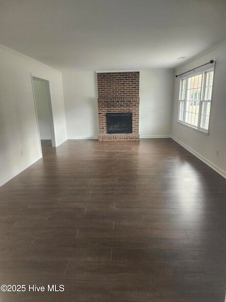 Building Photo - 179 Powell St