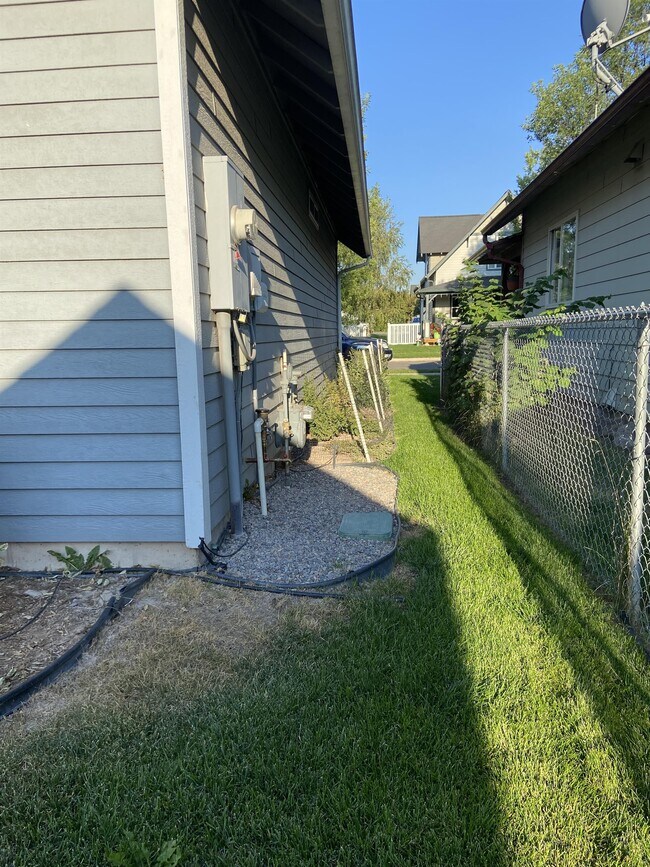 Foto del edificio - 4863 Sonoma St