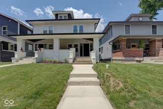 Building Photo - 2832 N Park Ave