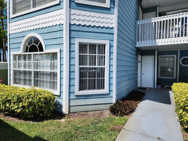 Building Photo - 8705 Knightsbridge Ct