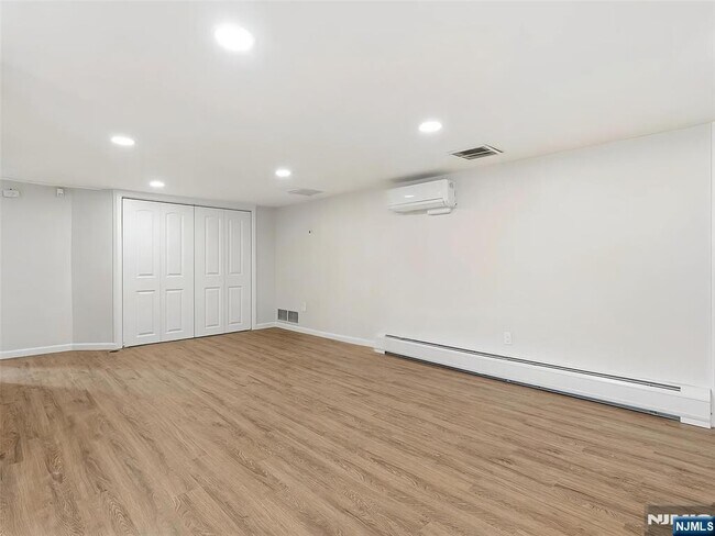 Foto del edificio - 202 Knox Ave