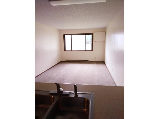 Foto del edificio - 520 St Johns St