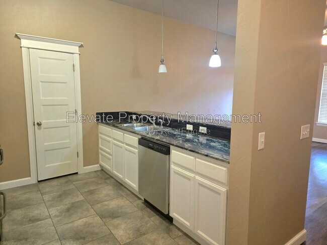 Foto del edificio - 10703 NW 23rd Terrace