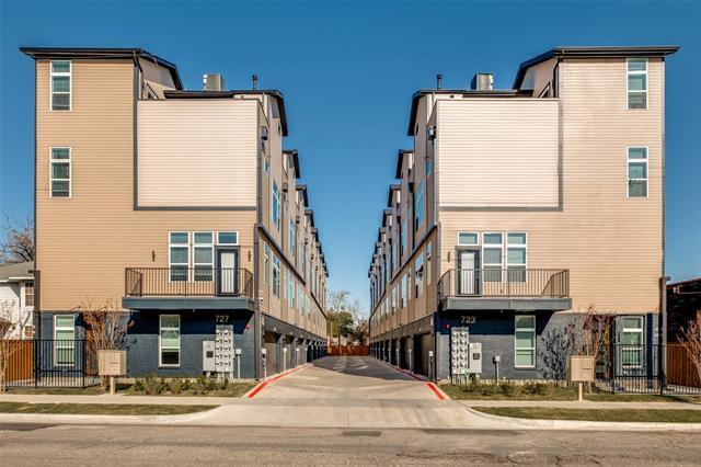 Foto principal - 723 W 10th St