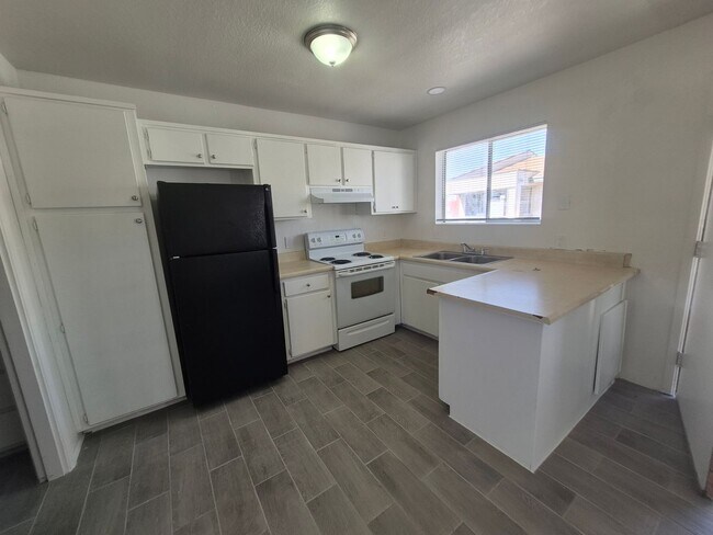 Interior Photo - Pepperwood