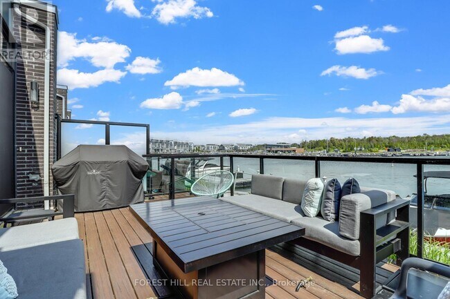 Photo du bâtiment - 3523 Riva Ave